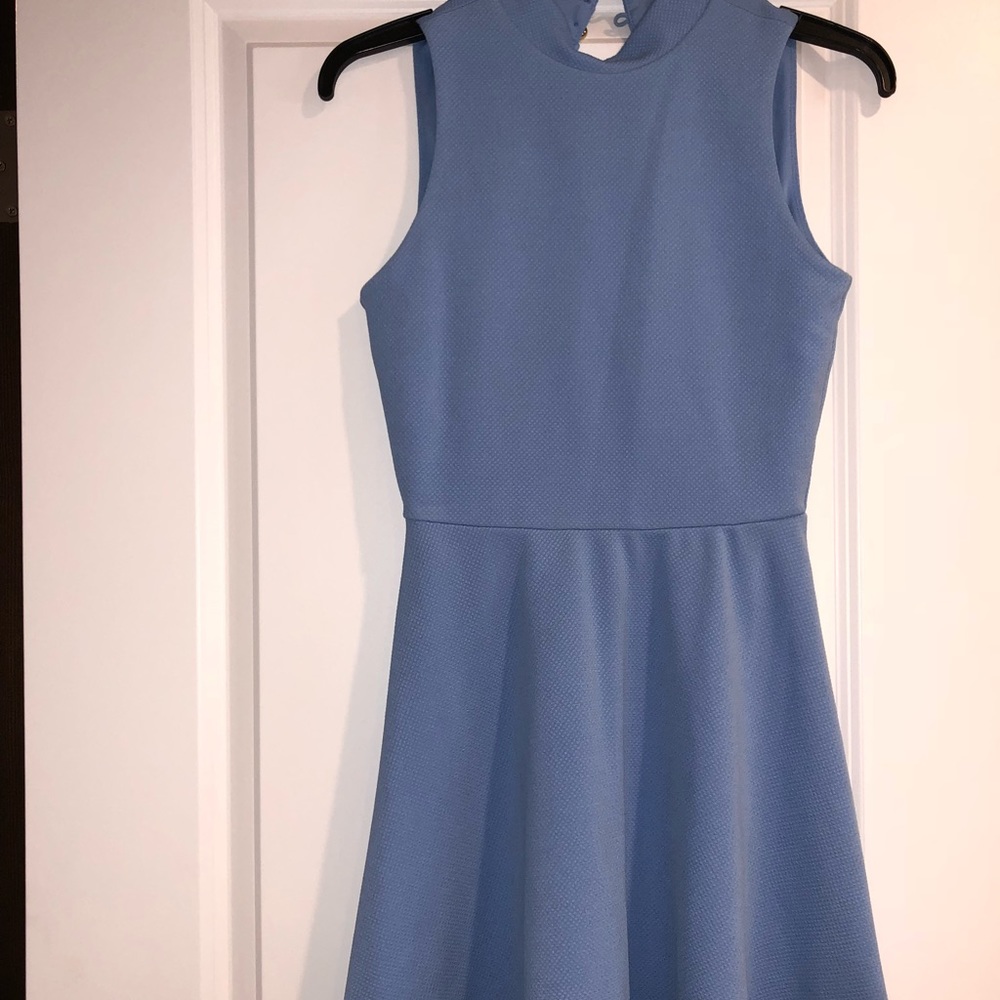 Size juniors S dress